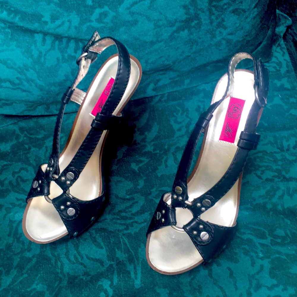 Black/Lucky Vachetta Chi by Carlos Falchi